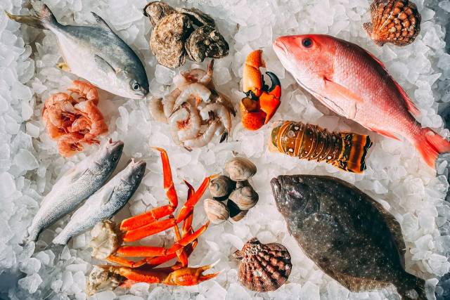 many-seafood-unsplash
